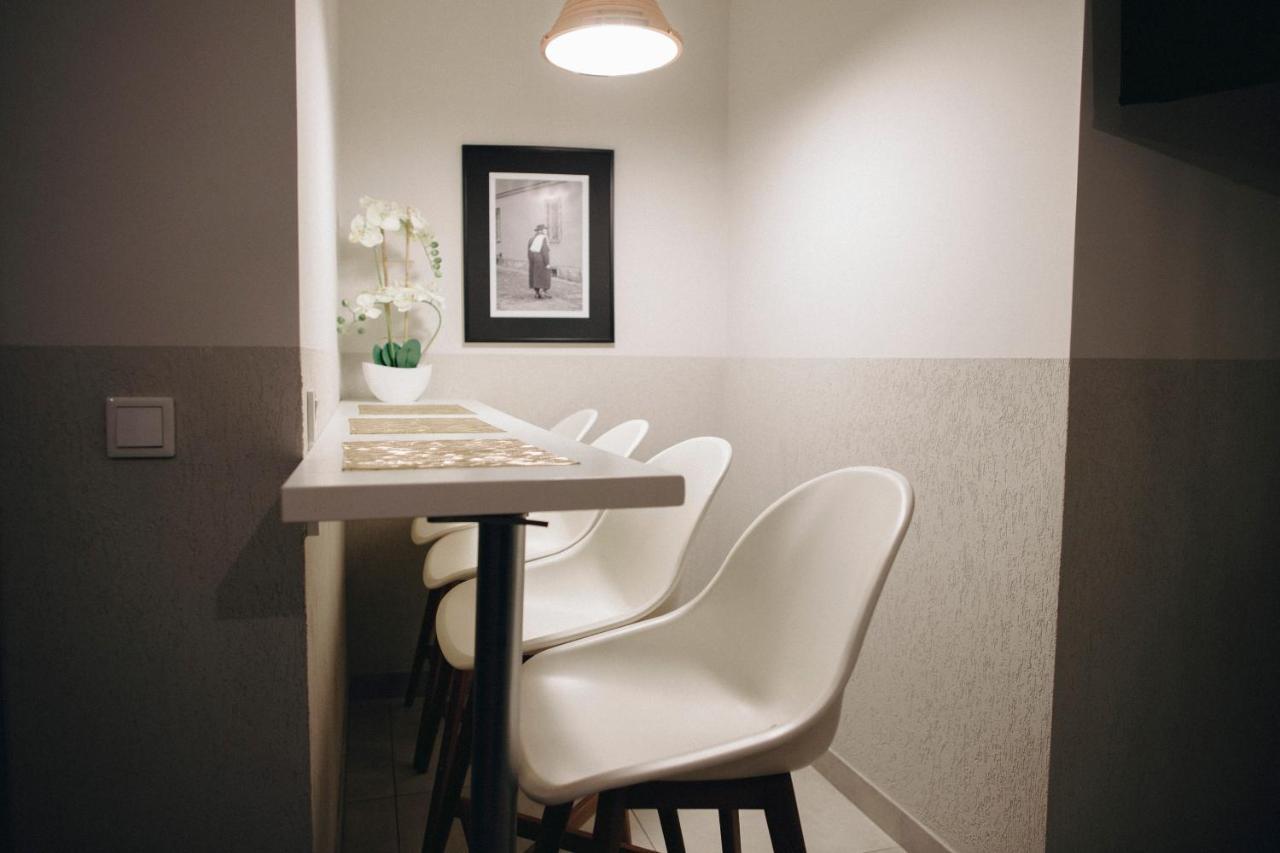 Apartment M7 Main Square With Free Parking Friends Escape Krakow